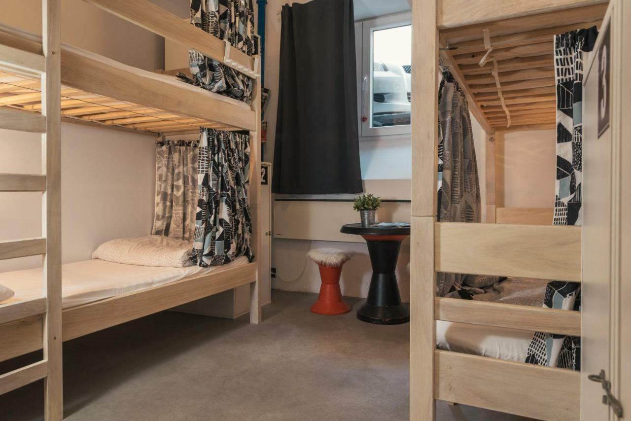 Stay Swanky Hostel Zagreb Exterior photo